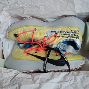 Nike OFF WHITE Vapor Street